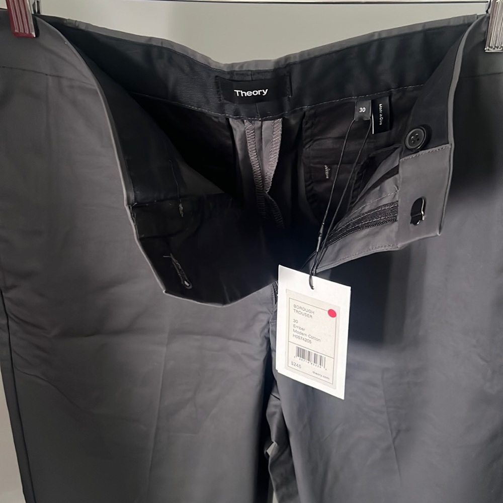 New with Tags Club Monaco Trouser Pant in color Gray